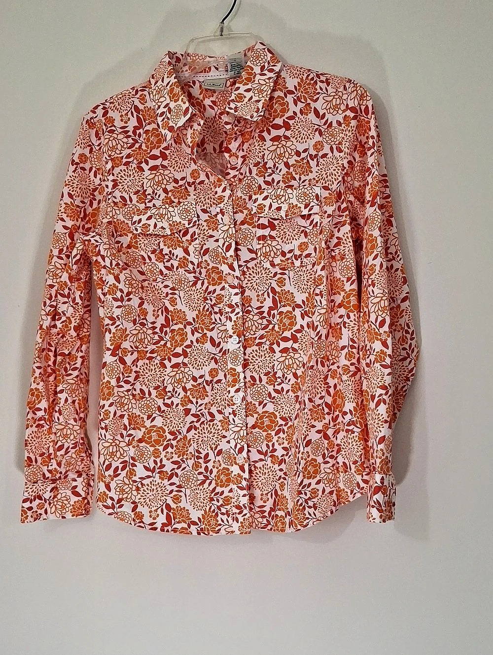 L.L.Bean Floral Button Down Shirt in Orange & White Size Medium